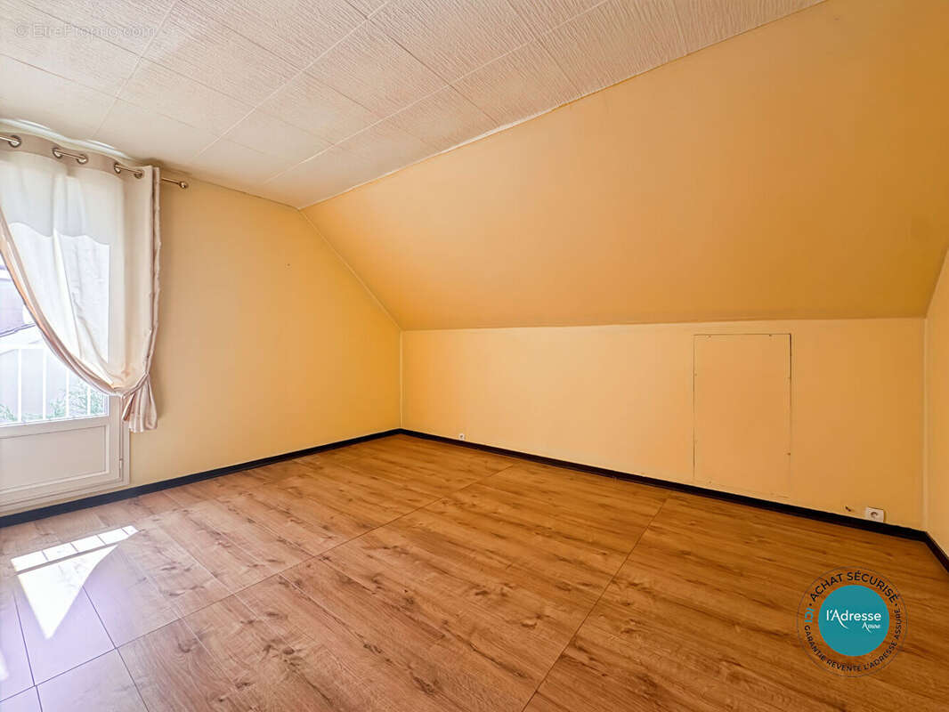Maison LEVITT modèle BARBIZON sous-sol total à Mennecy - photo 13