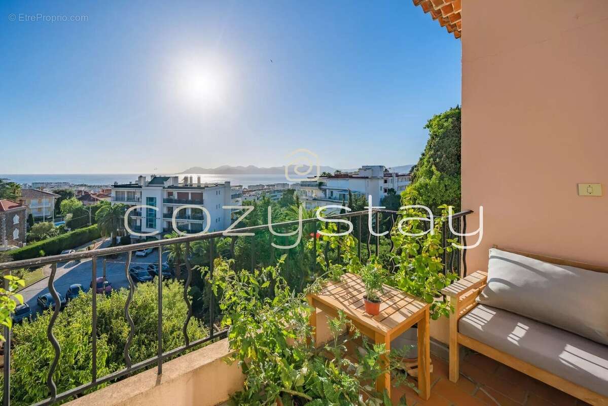 Appartement à CANNES