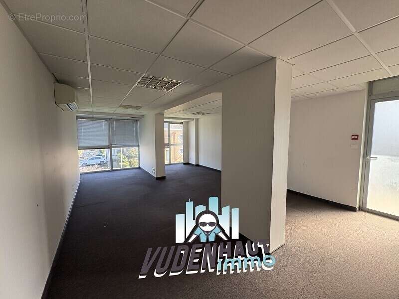 Commerce à COLOMIERS