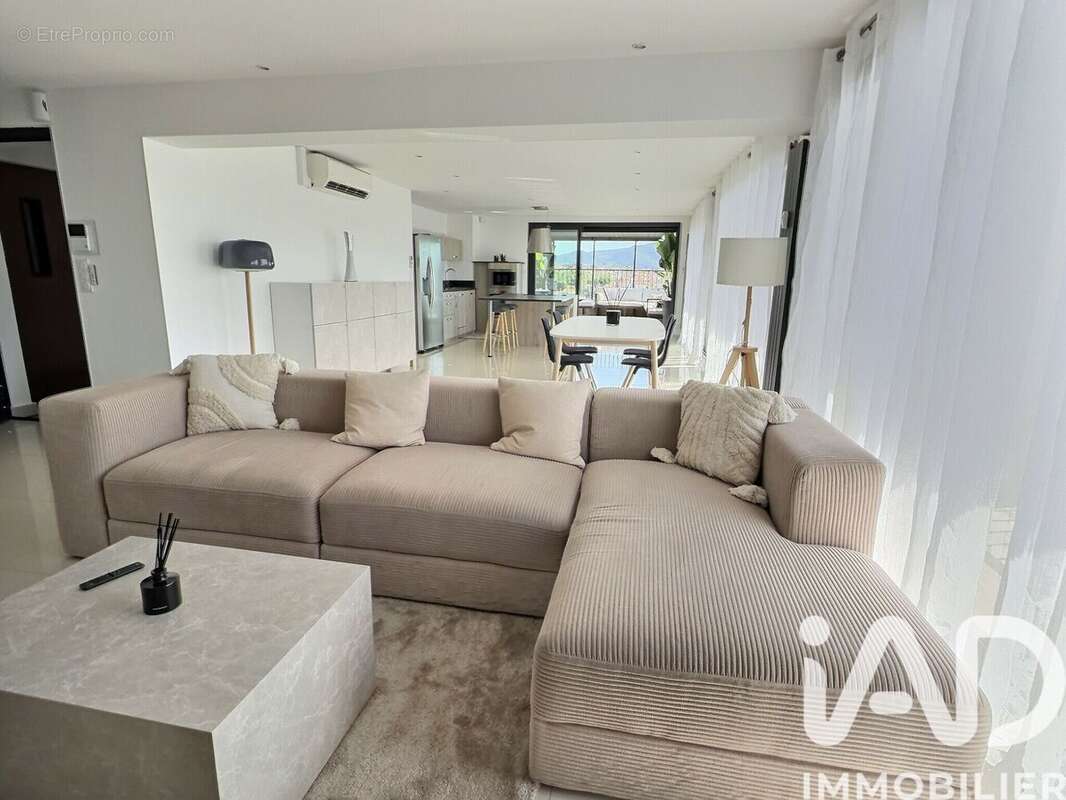 Photo 9 - Appartement à MARSEILLE-12E