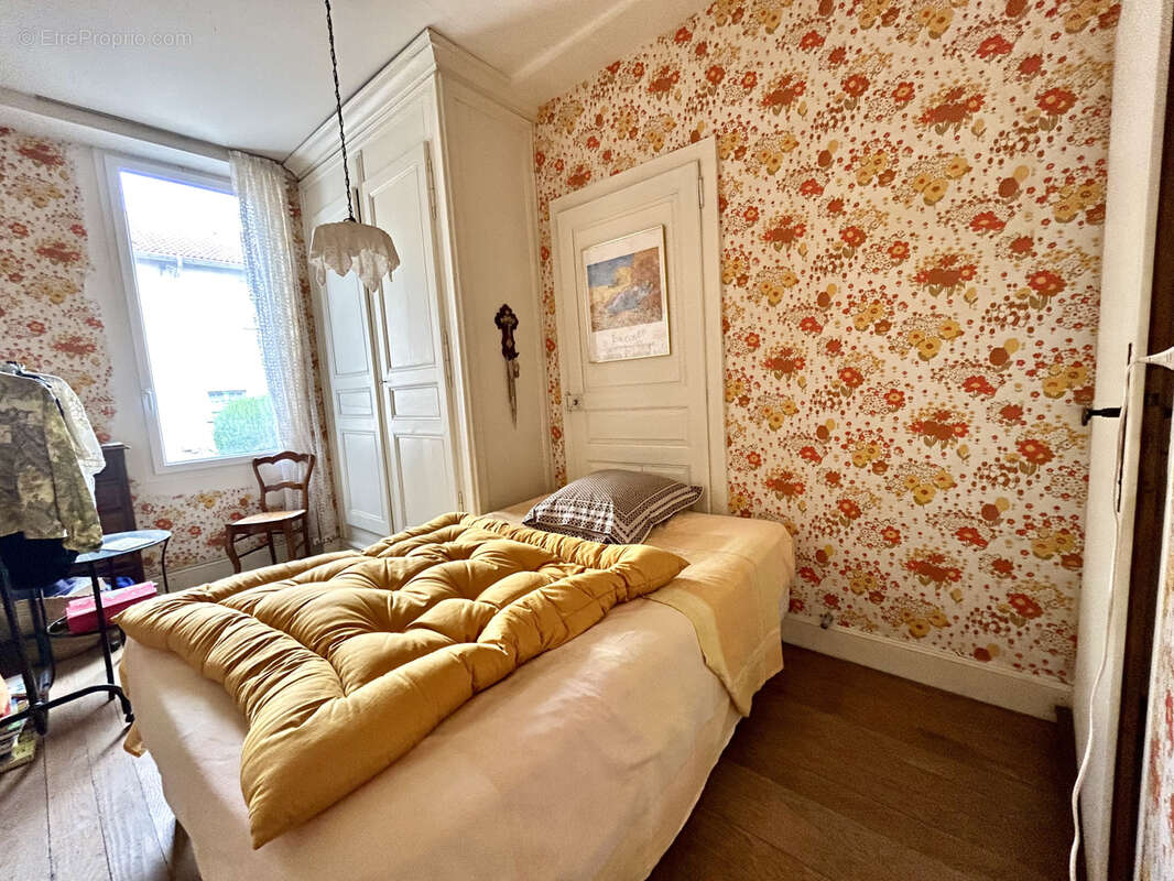 Maison à CONTREXEVILLE