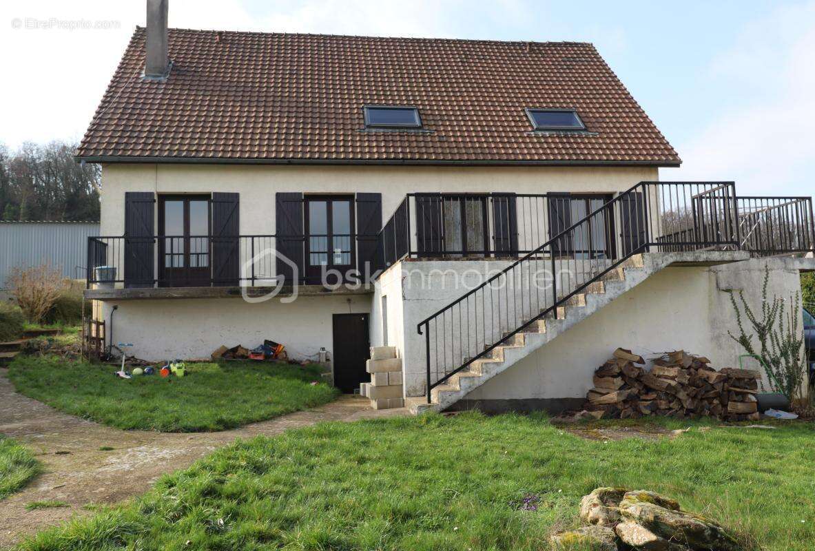 Maison à ETAMPES