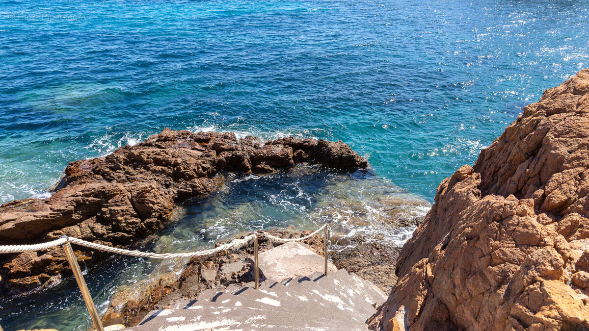 Appartement à SAINT-RAPHAEL