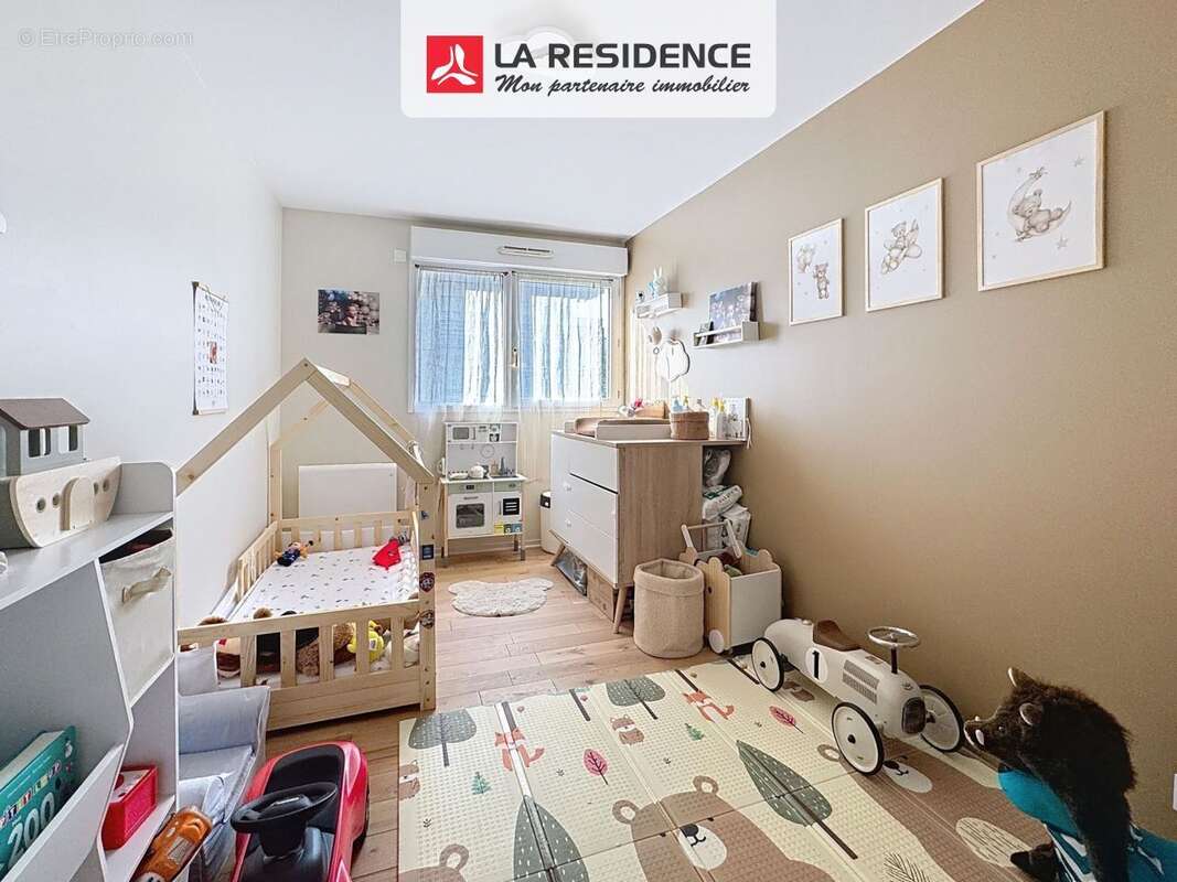Appartement à ASNIERES-SUR-SEINE