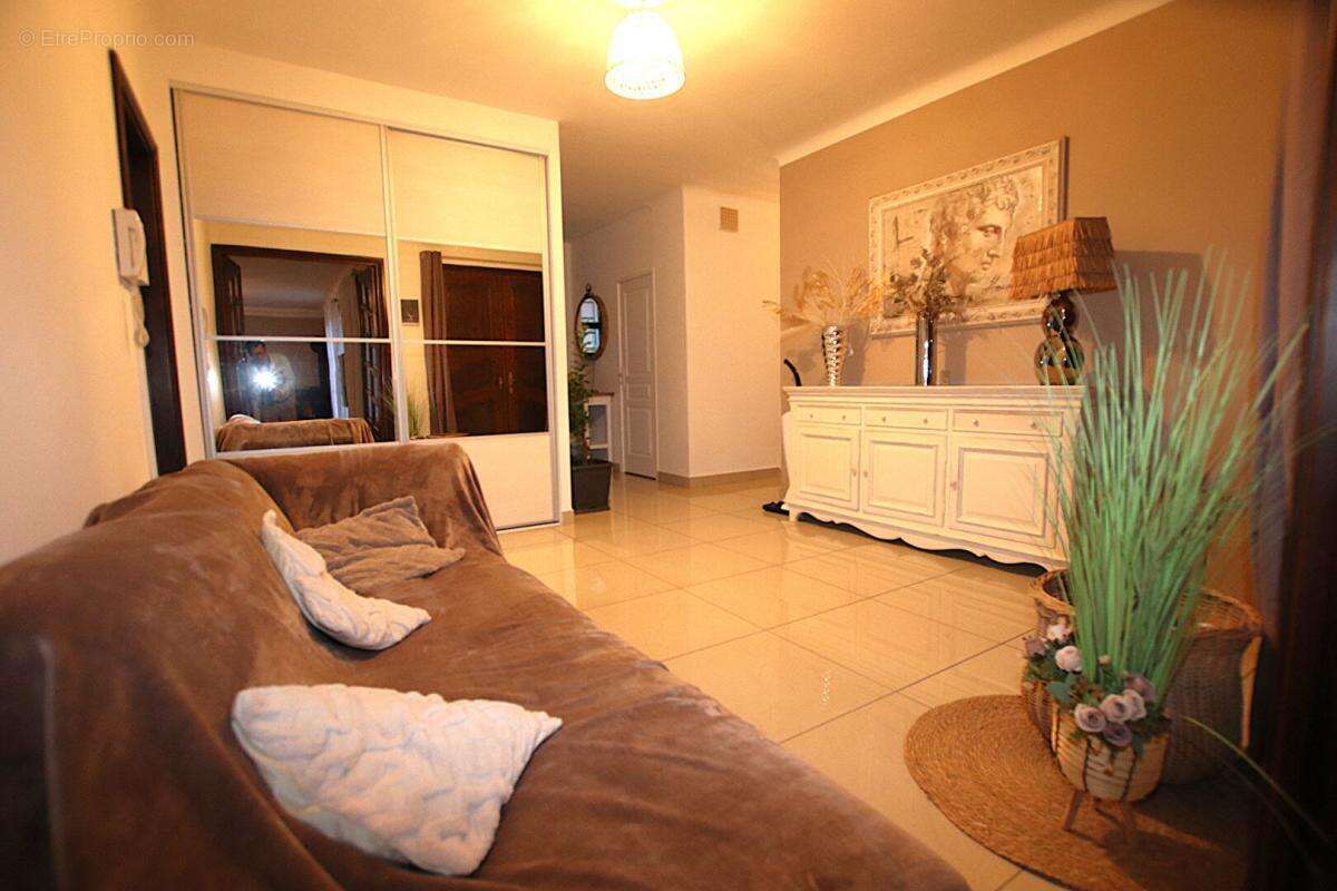 Maison à SAINT-AFFRIQUE