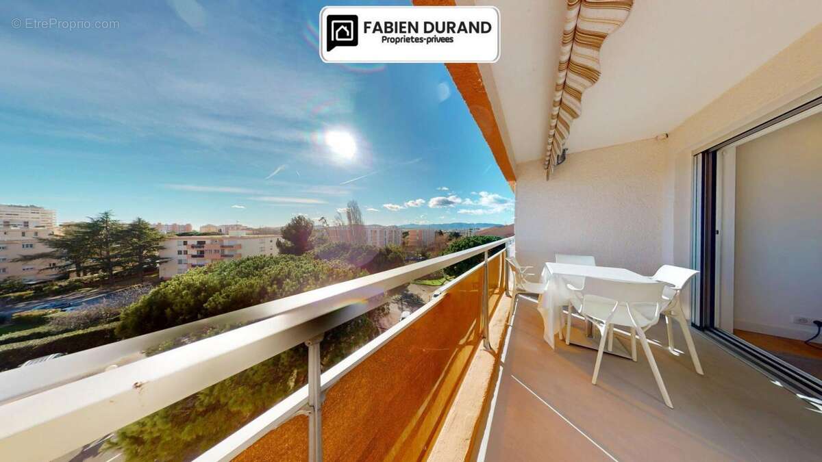 Appartement à FREJUS