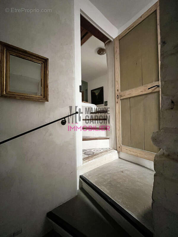 Maison à L'ISLE-SUR-LA-SORGUE