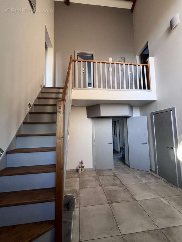 Maison 170 m² à Leignes-Sur-Fontaine  - photo 4