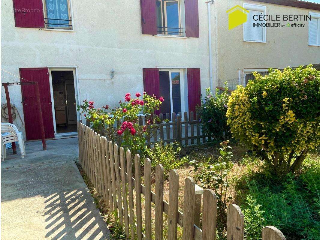 Maison 90 m² à Saintes-Maries-De-La-Mer  - photo 2