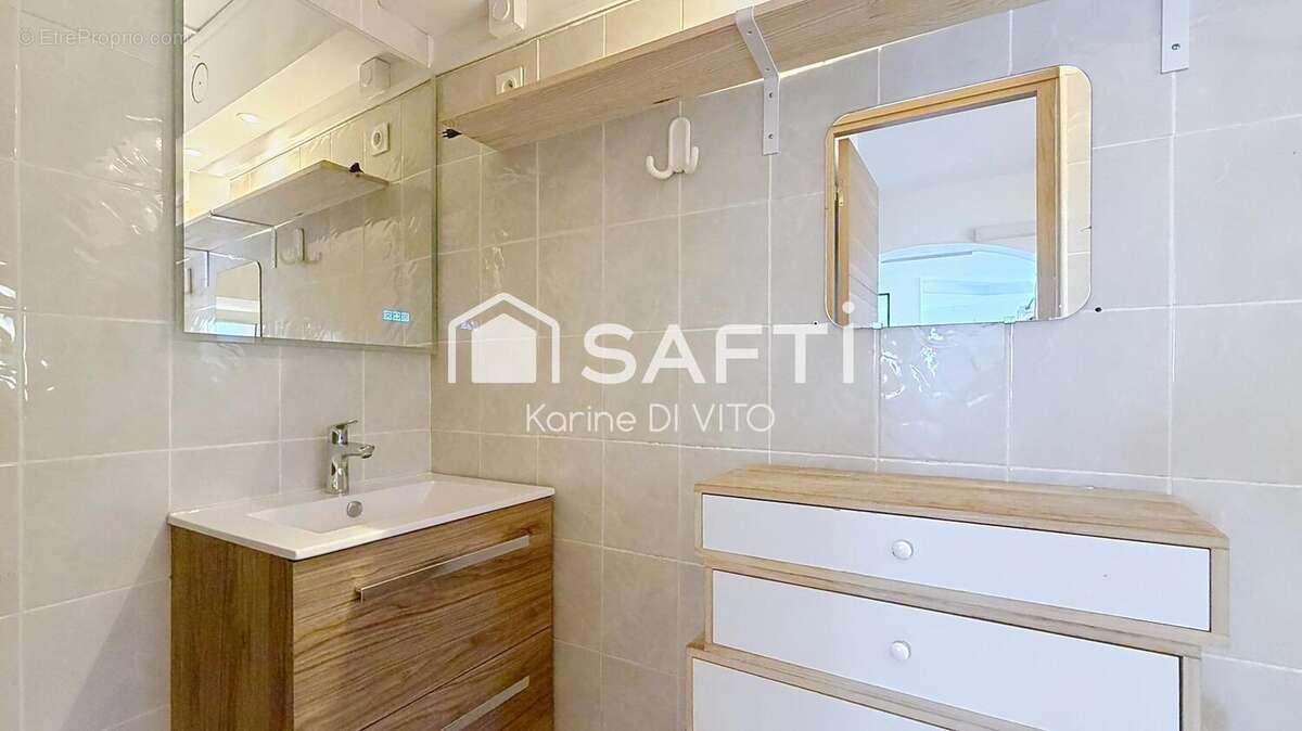 Photo 6 - Appartement à ROQUEBRUNE-SUR-ARGENS