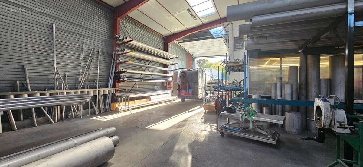 1006 m² à Rennes  - photo 9