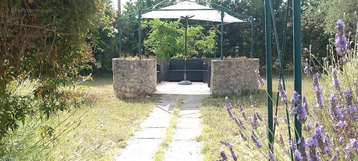 Maison à SAINT-PAUL-EN-FORET