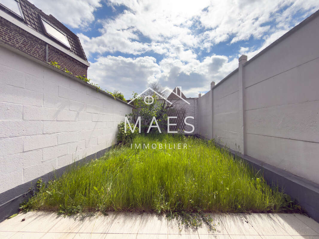 Maison à WAMBRECHIES