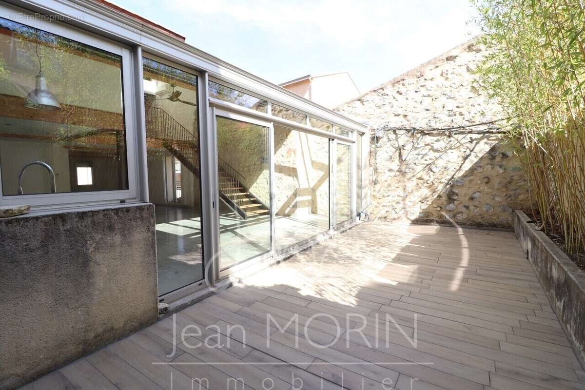 Maison à LIVRON-SUR-DROME