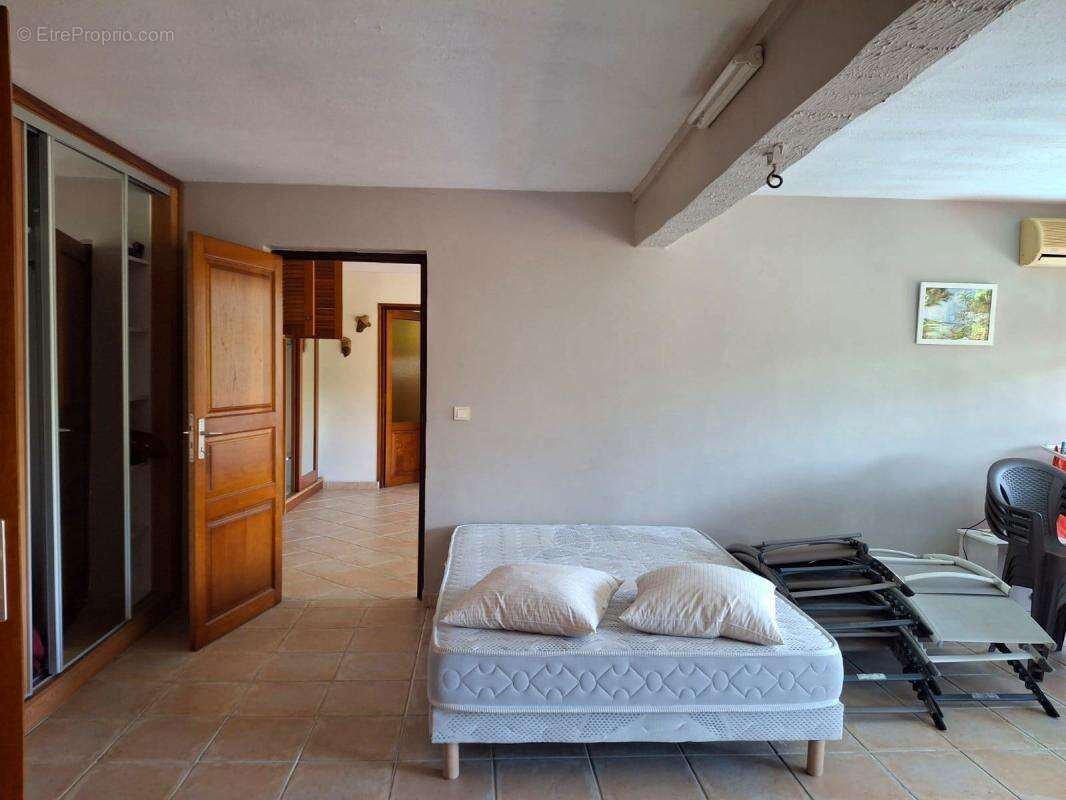 Maison à SAINTE-ANNE