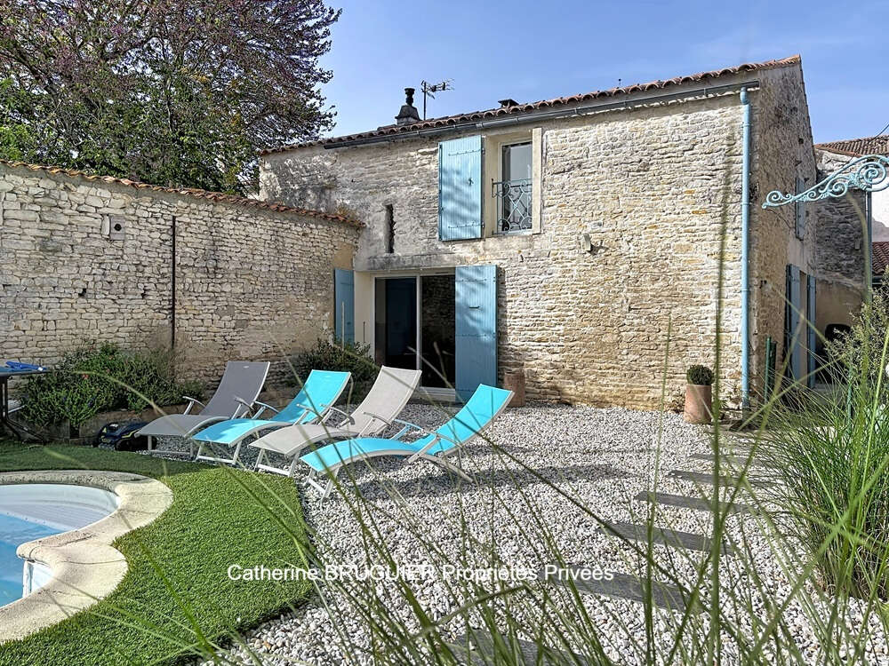 Maison à SAINT-JEAN-DE-LIVERSAY
