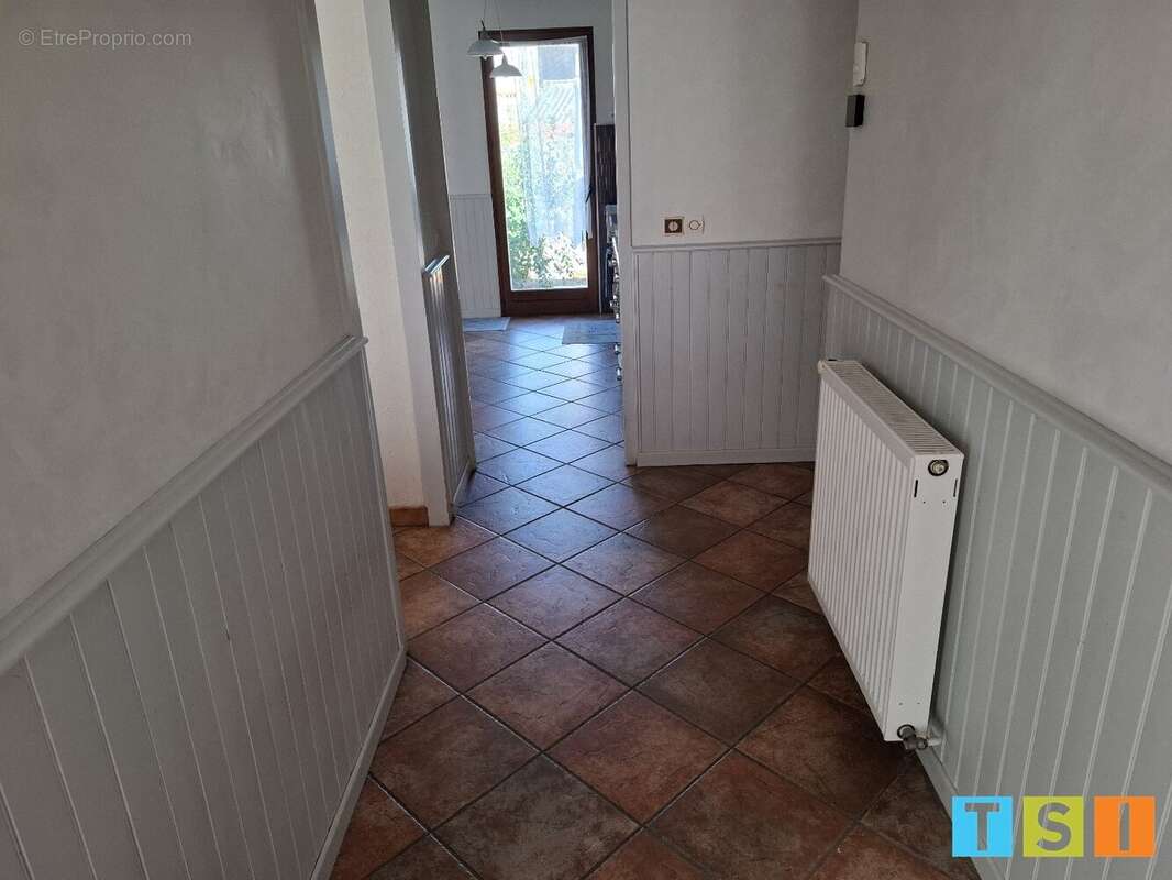 Prox SAINT GAUDENS: villa de plain-pied avec piscine su run terrain de 1215 m². - photo 17