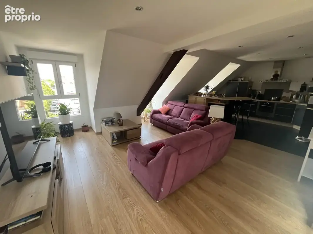 Appartement 5 pièces 103 m² à vendre à Cernay (68700) - photo 2