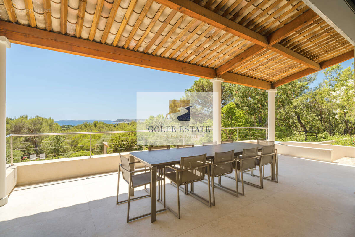 Villa vue mer rénovée, 6 chambres et plus, piscine - photo 4