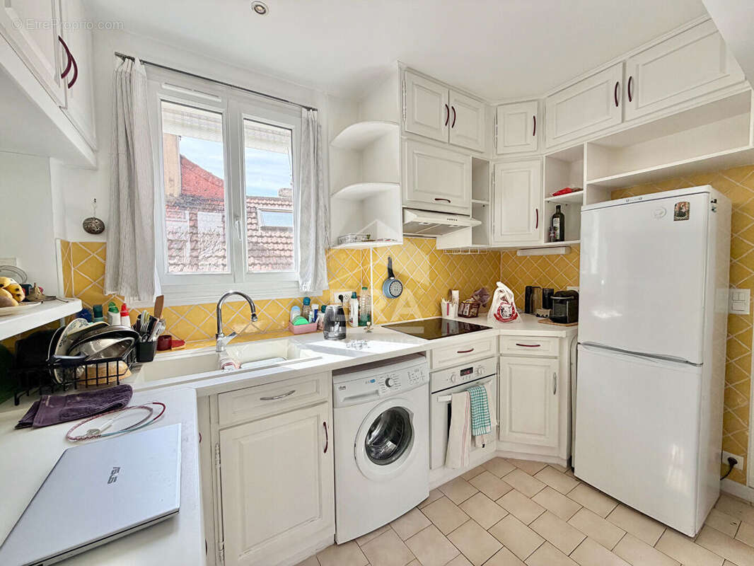 Appartement à HOUILLES