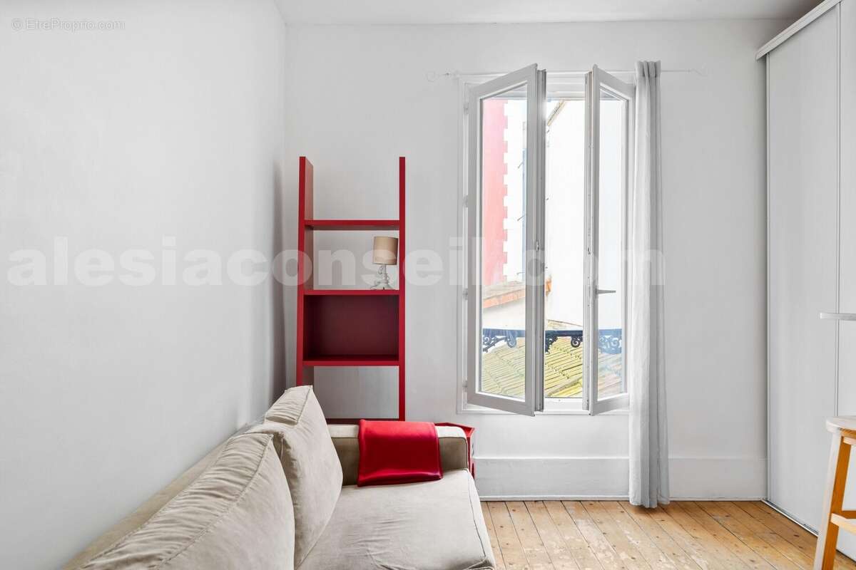 Photo n°4 - Appartement à PARIS-14E
