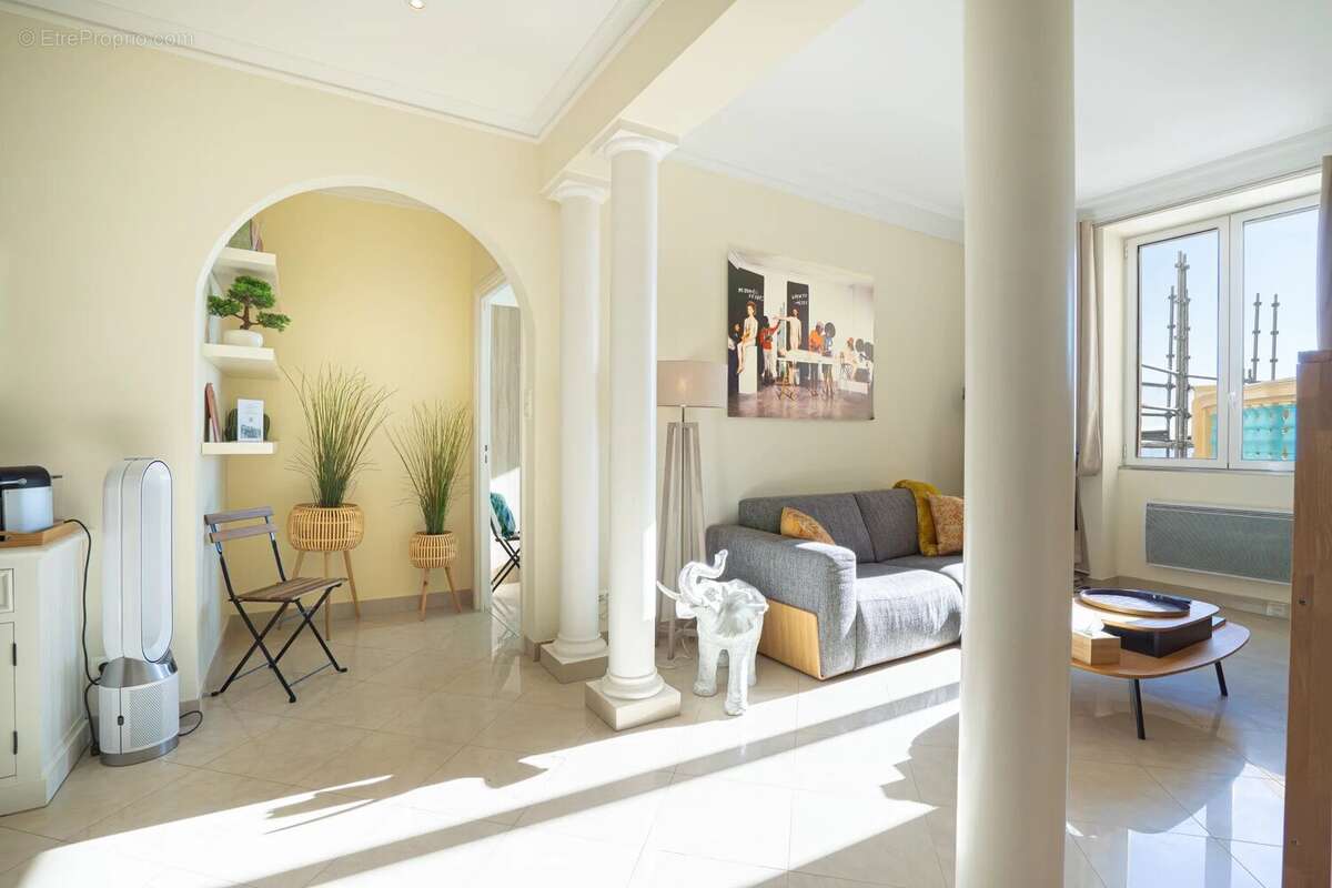 Appartement à BEAUSOLEIL