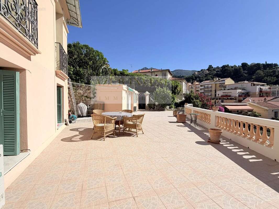 Appartement à MENTON
