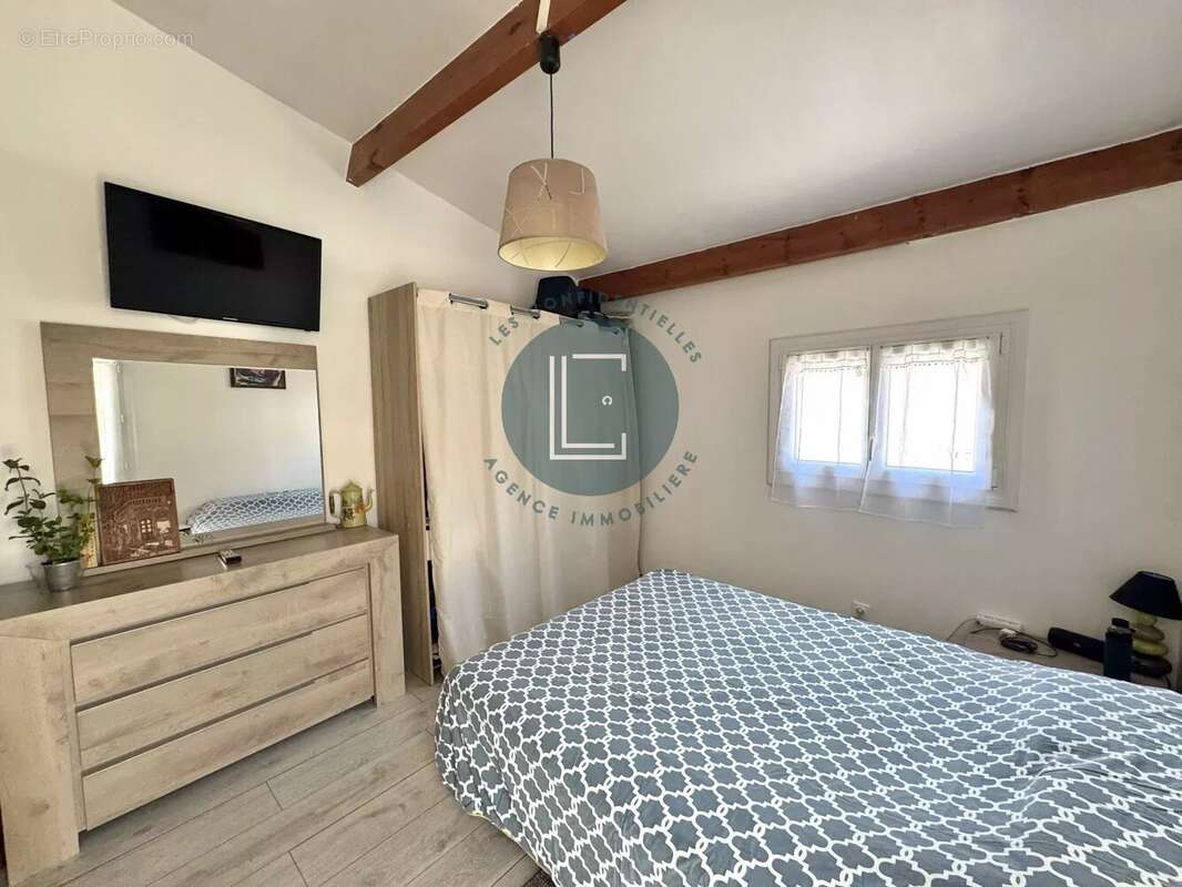 Appartement à MAUGUIO
