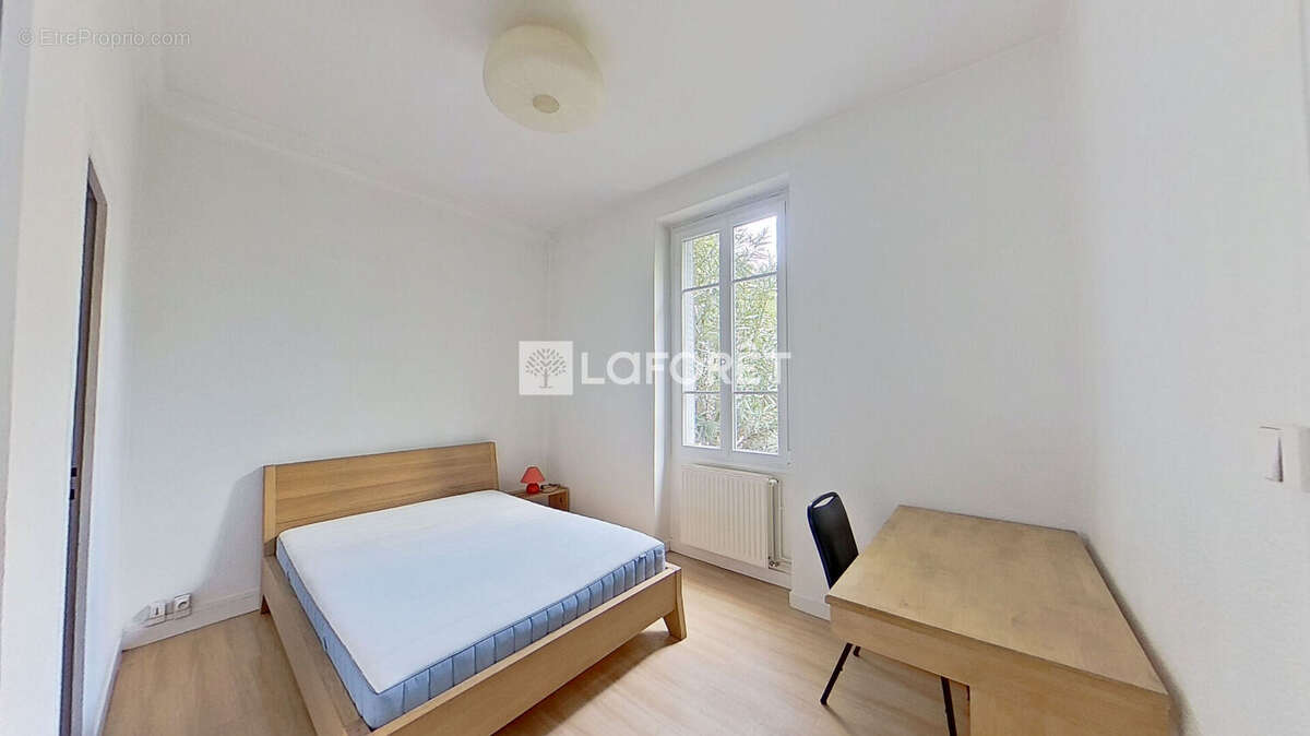 Appartement à LYON-8E