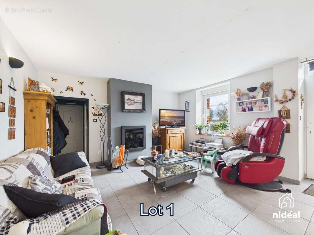 Appartement à DOMPIERRE-SUR-HELPE