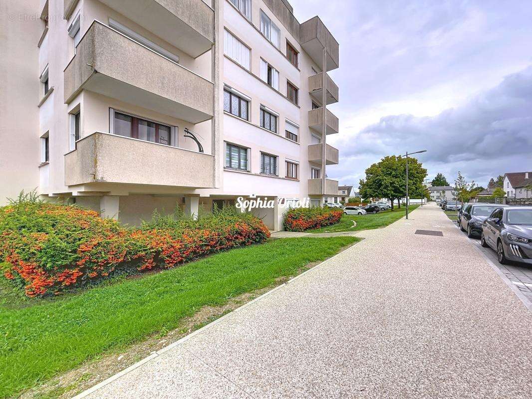 Appartement à MALESHERBES