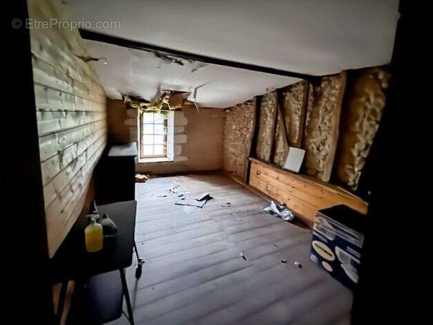 Maison à SAINT-ASTIER