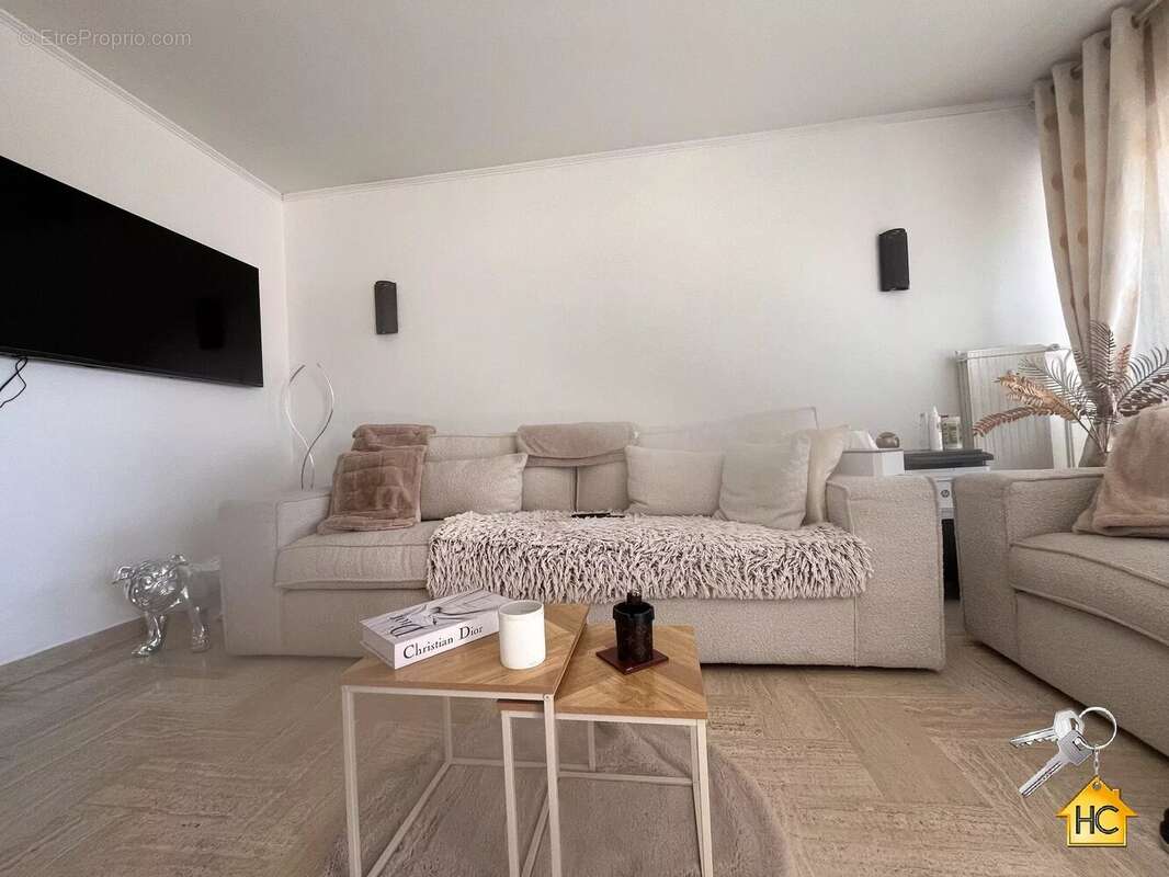 Appartement à LE CANNET