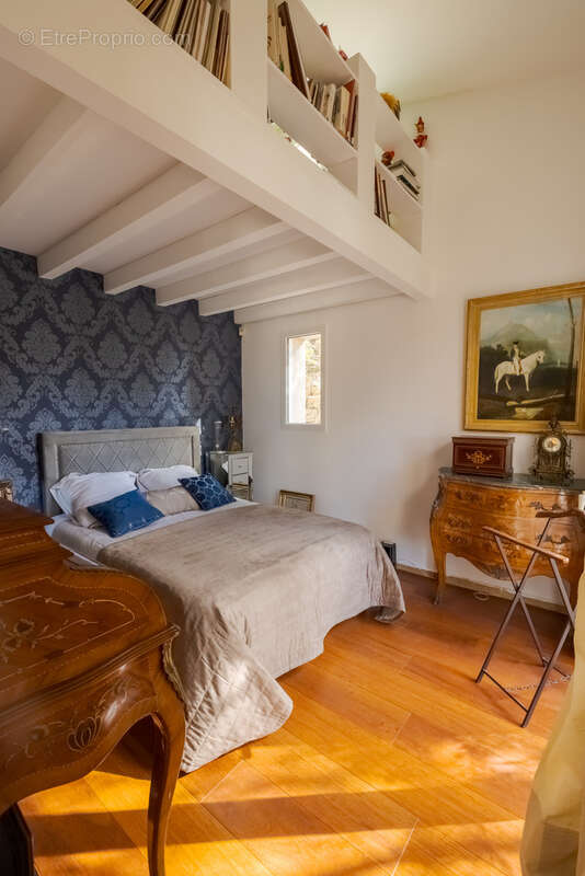 Maison à TOURRETTES-SUR-LOUP