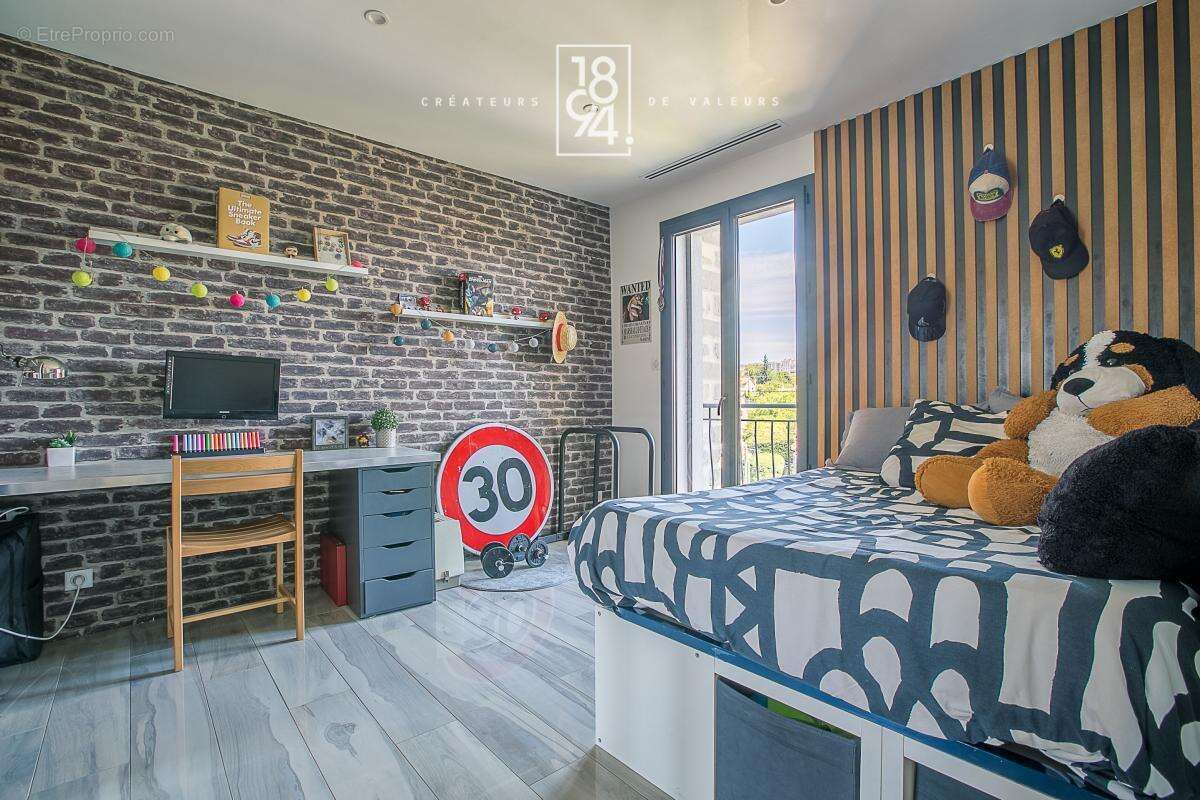 Appartement à MARSEILLE-13E