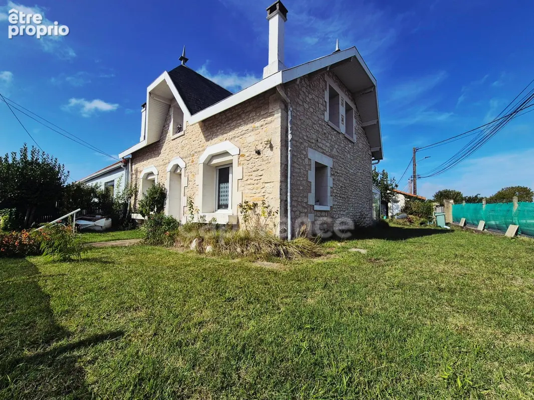 Maison à vendre 5 pièces SAINT GEORGES DE DIDONNE (17) - Terrain de 300m² - photo 11