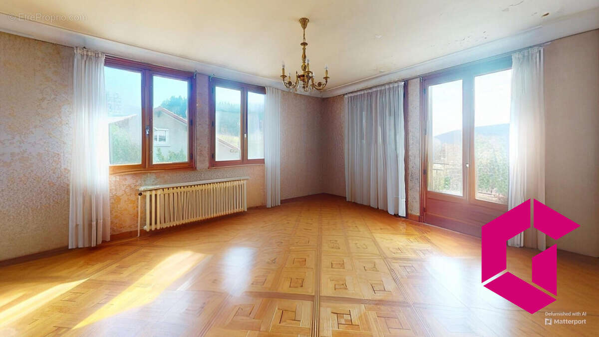 Maison à LA SEAUVE-SUR-SEMENE