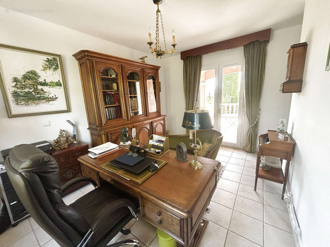 Maison à LA CADIERE-D'AZUR