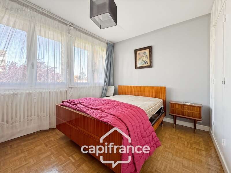 Appartement à CHATENOY-LE-ROYAL