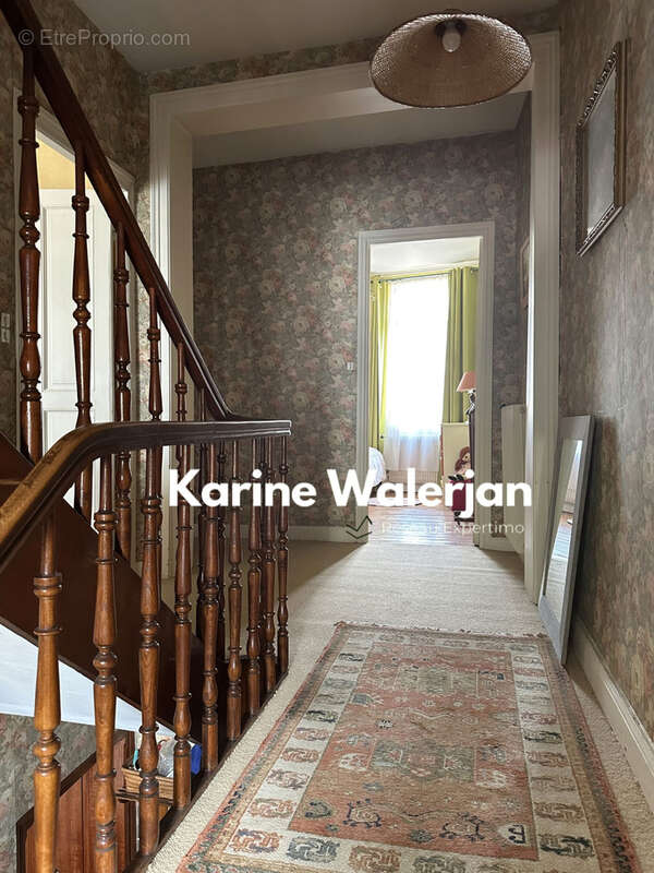 Maison à COURRIERES