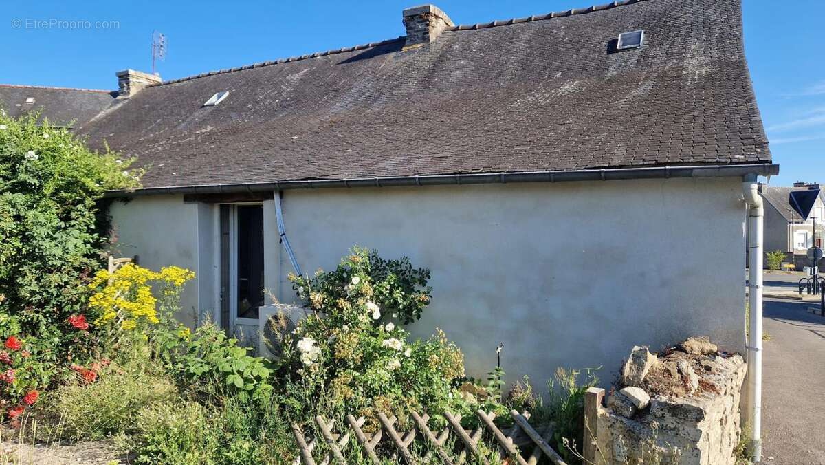 Maison 114 m² à Carhaix-Plouguer  - photo 9
