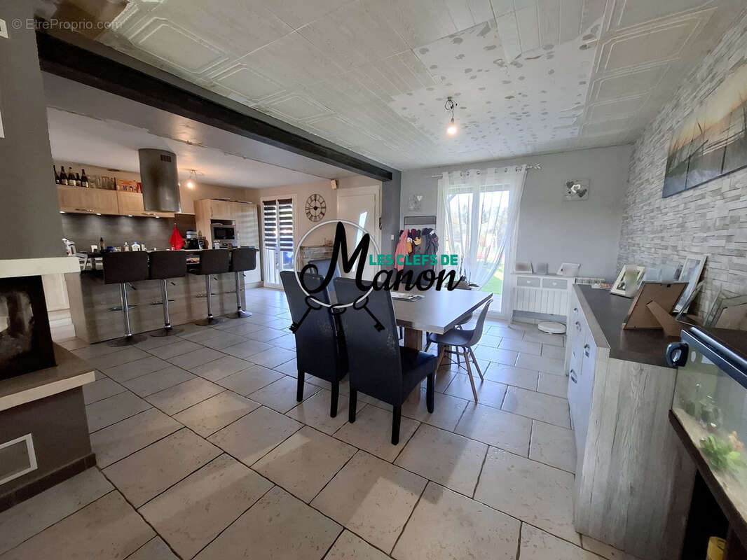 Maison à SAINT-LEGER-LA-MONTAGNE