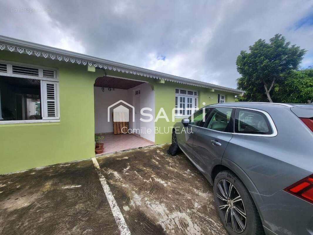 Photo 8 - Appartement à RIVIERE-SALEE