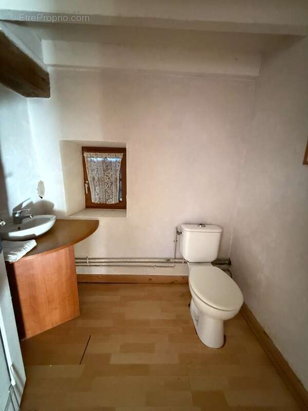 Maison à BUSSIERE-DUNOISE