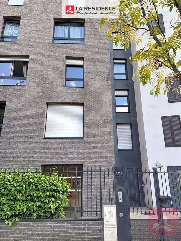 Appartement 69 m² à Saint-Denis  - photo 5