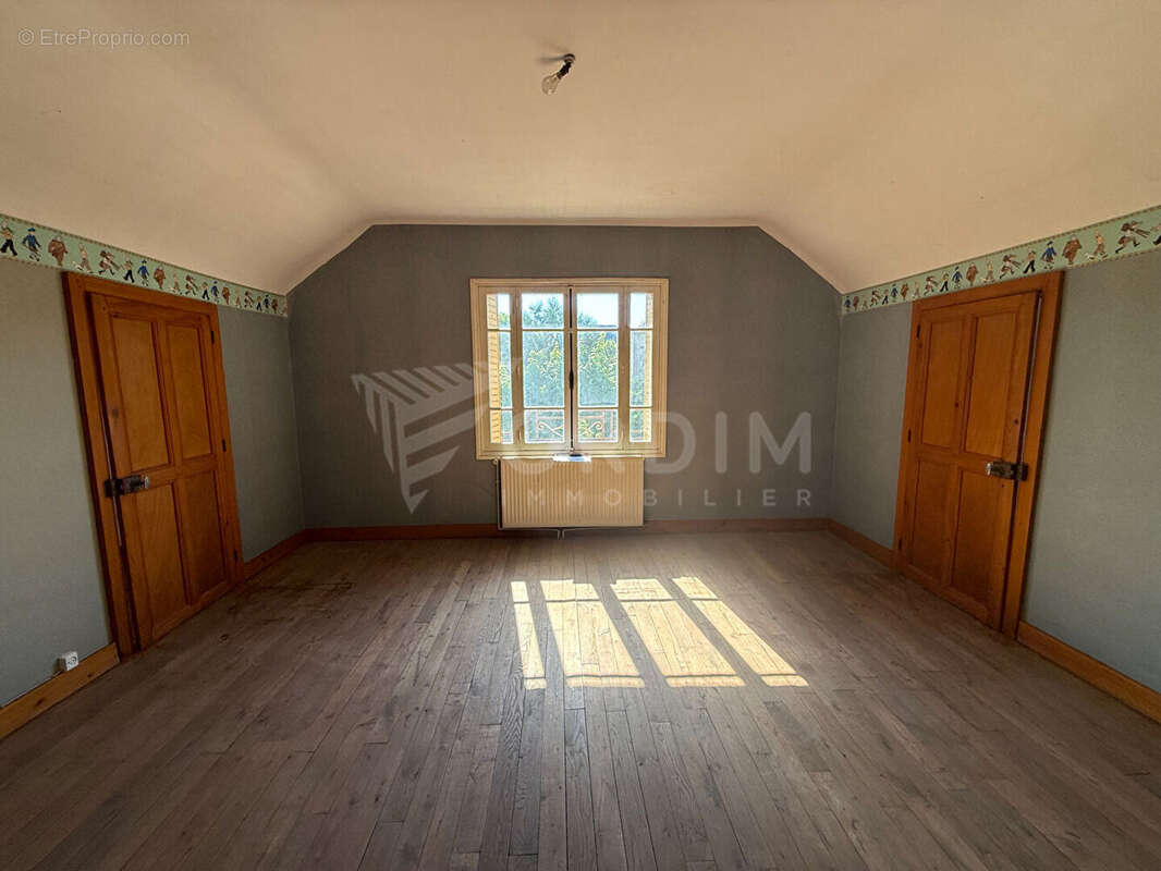 Maison à SAINT-FARGEAU