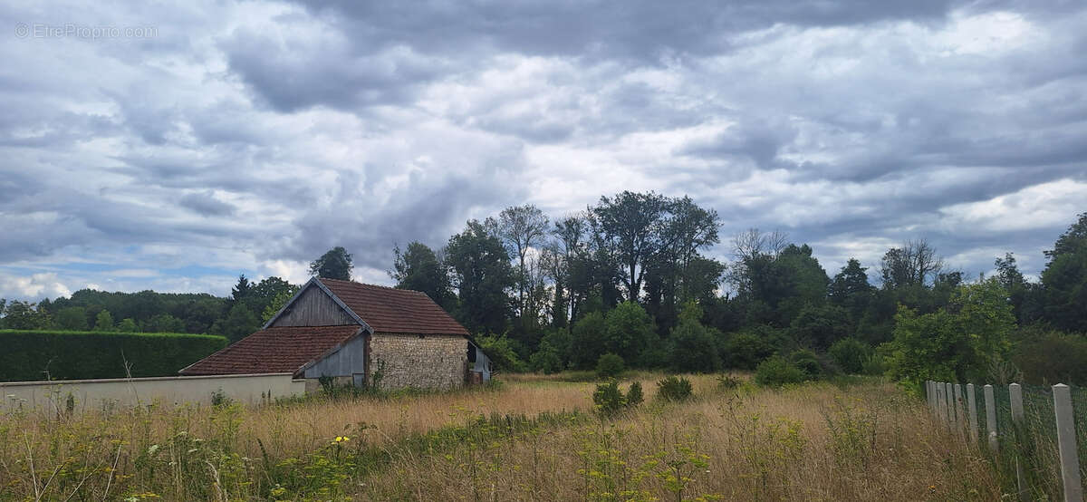 Terrain à VULAINES