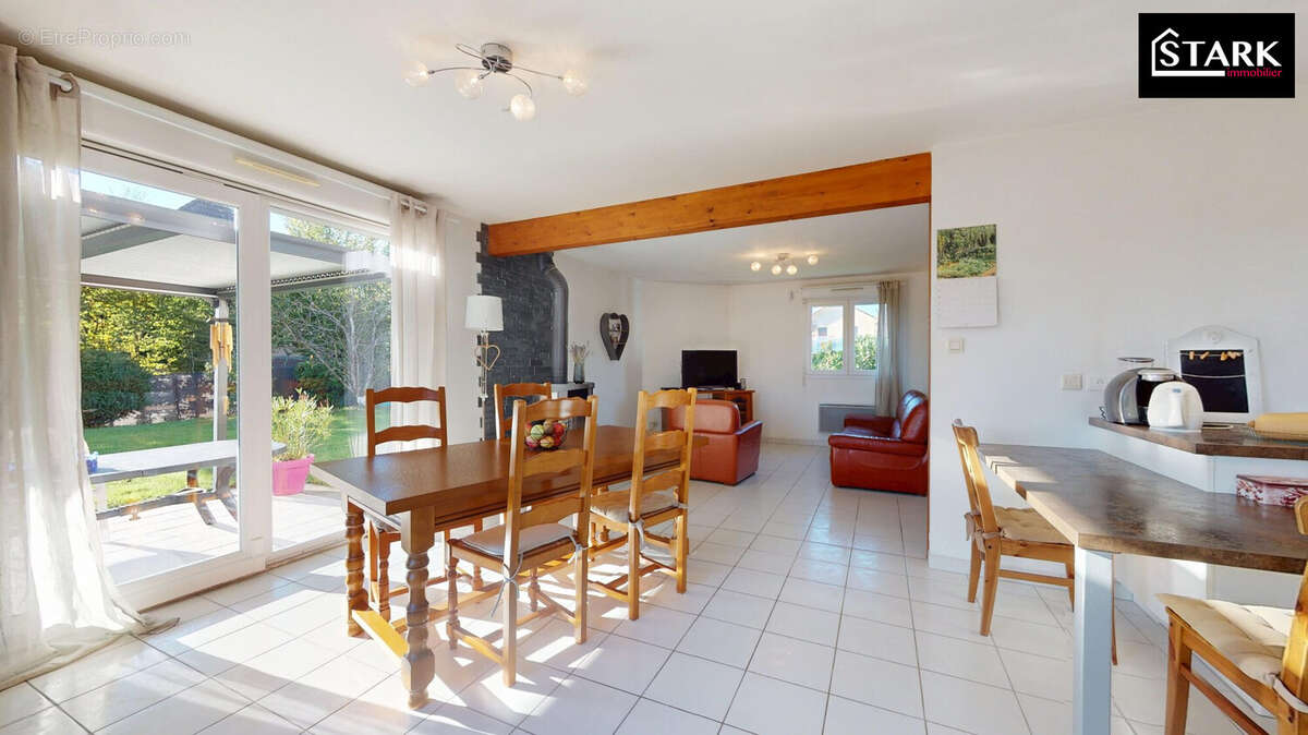 Maison à BESSONCOURT