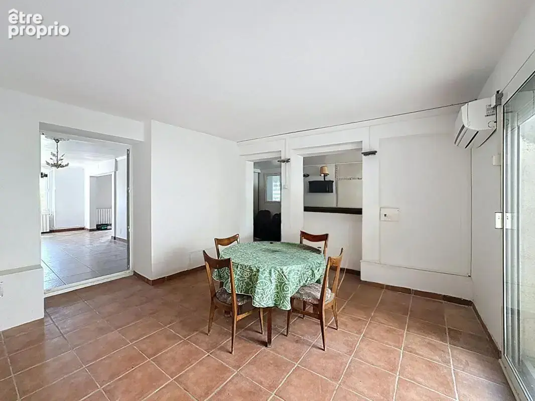 Maison familiale 6 chambres  Volumes exceptionnels, DPE C et garage XXL de 40 m2 - photo 7