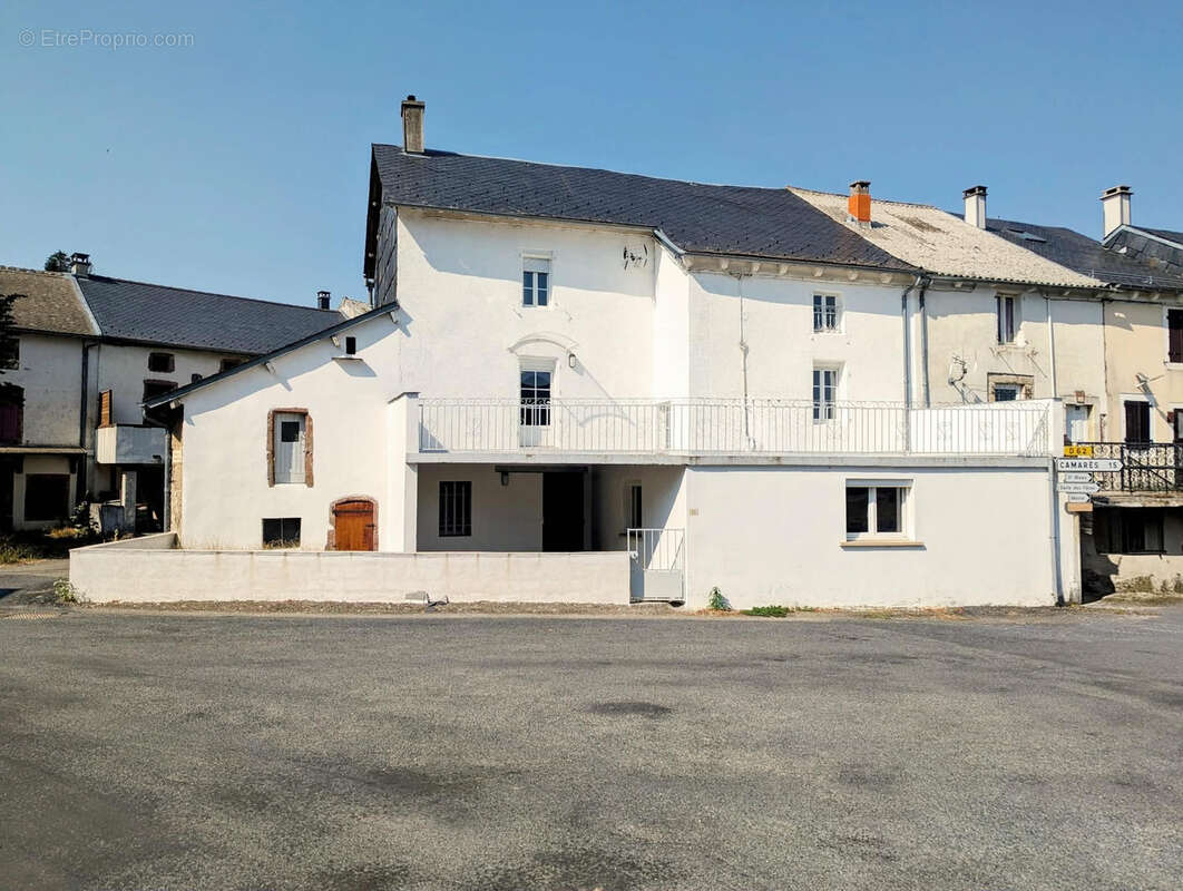Belle et grande maison de village   128 m2 - photo 2
